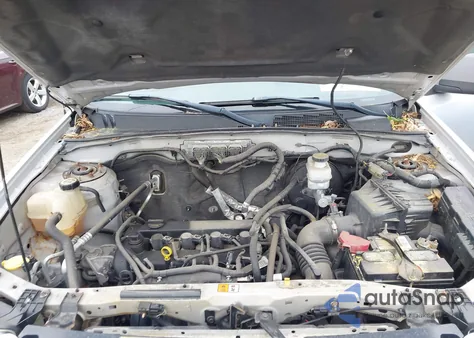 2011 Ford Escape Xlt z USA, uszkodzony, nr VIN 1FMCU9D72BKA46722